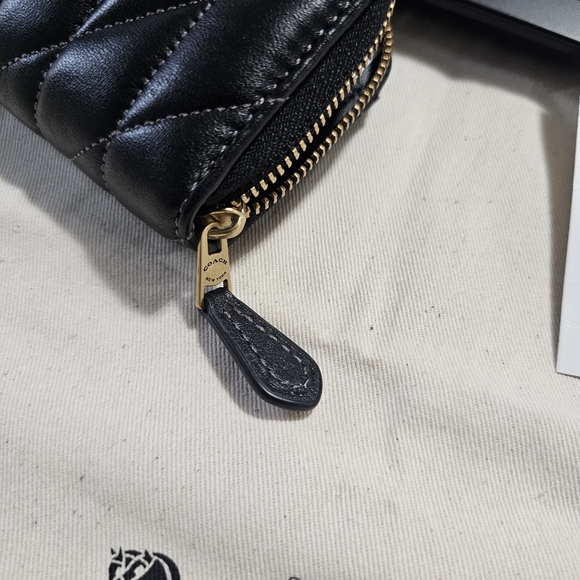 Coach Black Quilted Card Case with Gold Accents - Picture 8 of 10